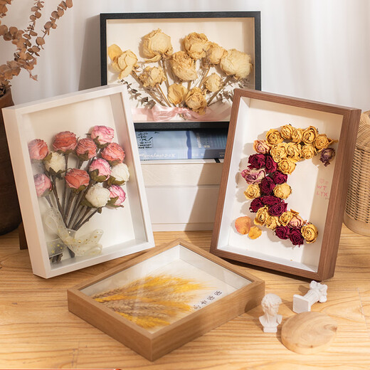Jingji three-dimensional dried flower photo frame hollow 3cm shell specimens preserved flowers and plants framed picture frame table birthday gift walnut color 10 inches hollow 3cm 22*27cm