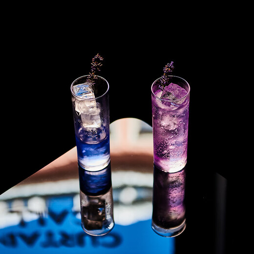 Illusionniste incontournable des couleurs fantastiques magicien blues sèche gin importé par l'Allemagne bleu sèche gin 50 ml