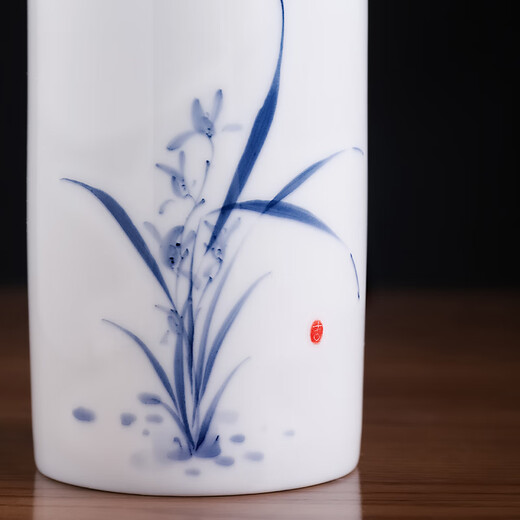 东方泥土陶瓷手绘彩梅兰竹菊笔筒教师节礼物感恩送老师同学可定制纪念礼品 兰花笔筒 釉下彩【青色】