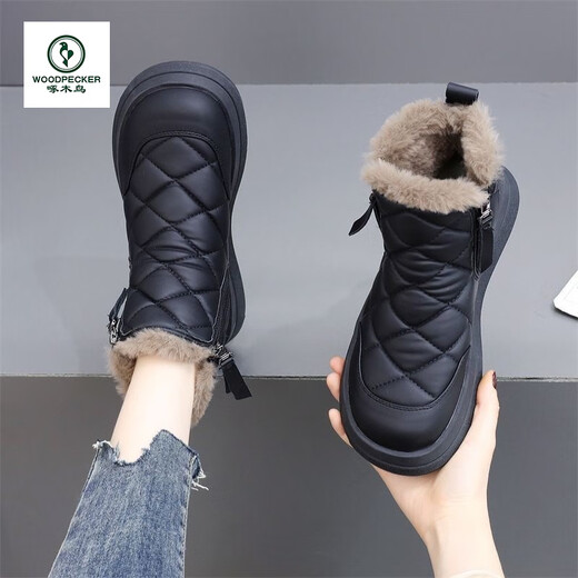 Woodpecker women's shoes women's genuine leather snow boots women's 2025 new autumn and winter plus velvet warm mother cotton shoes short boots women's black 37