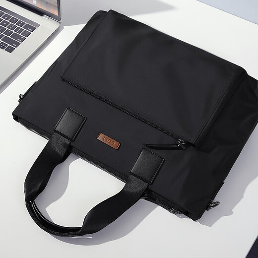 Golf GOLF business briefcase men's large-capacity handbag men's 15-inch laptop bag lightweight casual shoulder crossbody bag horizontal briefcase 5I768317J black