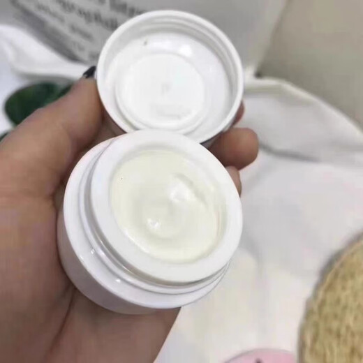 Wofeibao Xiaobai Bottle Paste Skin Cleansing Cream Acne Cream Face Back Youth Pit Cleansing Cream Male and Female Students can use 2 boxes