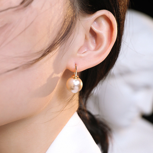 Idel's high-end earrings queen style niche imitation large pearl earrings stud earring buckle 2025 new trend E0628 gold_champagne gold earrings