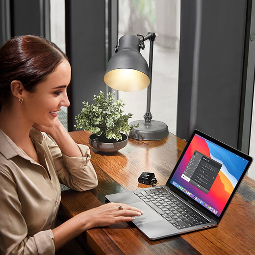 RODE RODE wireless go II one-to-two wireless lavalier microphone SLR mobile phone wireless little bee interview live vlog radio, mobile phone charging and monitoring at the same time, one-to-two + Apple OTG adapter cable