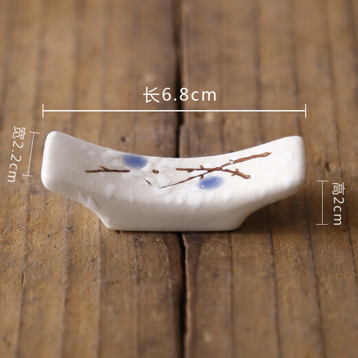 Chopstick holder creative chopstick holder ceramic snowflake porcelain Japanese chopstick pillow chopstick holder kitchen dual-use hotel tableware chopsticks porcelain pad chopstick holder blue plum chopstick holder