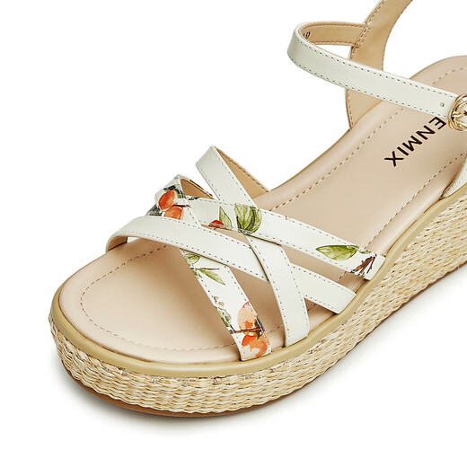 天美意凉鞋女商场同款坡跟文艺编织花朵一字带女鞋