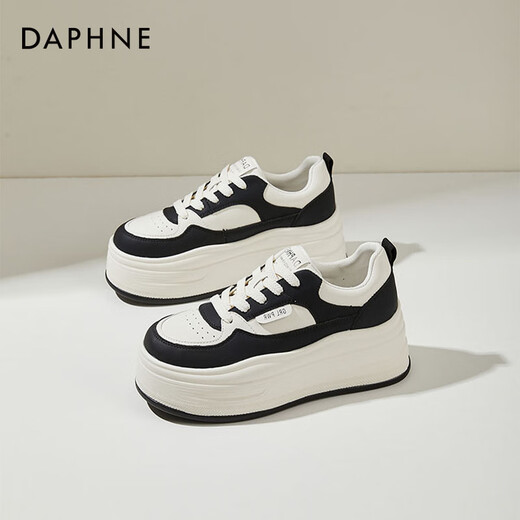 达芙妮（DAPHNE）小白鞋女新款女鞋厚底增高松糕休闲板鞋春款学生鞋子 米黑色 单层 跟高7cm（春秋款） 37 (235mm) 标准码