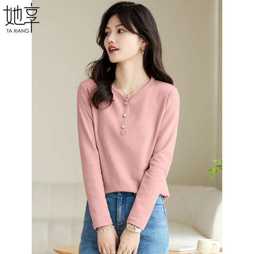 She enjoys the long-sleeved T-shirt women's V-neck temperament, whitening and slimming inner layering shirt, foreign style versatile top T13KT2558