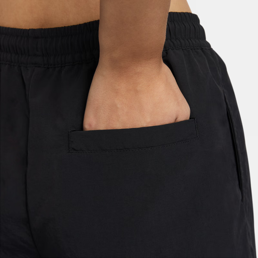 耐克（NIKE）女子中腰短裤秋季运动裤梭织勾勾休闲刺绣FV6623 370地平线绿/帆白 XS