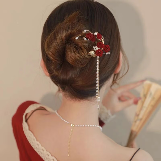 Book millet red rose flower tassel hairpin, high-end U-shaped hairpin for women, ancient style Hanfu cheongsam, hairpin, bride's toasting attire, new Chinese style national style tassel hairpin, gold