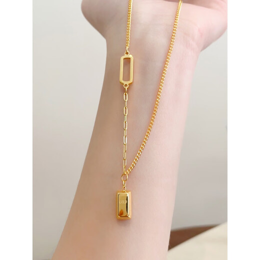 Fat Donglai's same style 18k gold necklace that does not fade, small gold bricks, women's 2023 new style niche, 18k gold, double fortune, small gold bar necklace