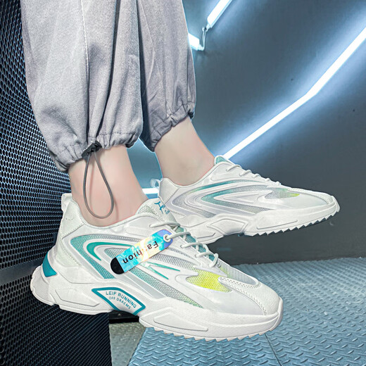 MVPBOY autumn and summer teenagers sports shoes for men breathable students running shoes versatile dad shoes for men trendy cool casual shoes for men Speed ​​step X9920 white and green 39 (245mm)