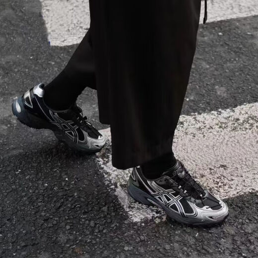 Asics Kahana TR v4 Серебряная осенняя и зимняя тенденция ретро тысячелетие пробежек пробежек папа.