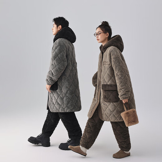 Kiss Mao warm velvet three-layer thickened couple quilted pajamas for women winter long men's suit home wear outer wear 8006 elegant gray men's XL