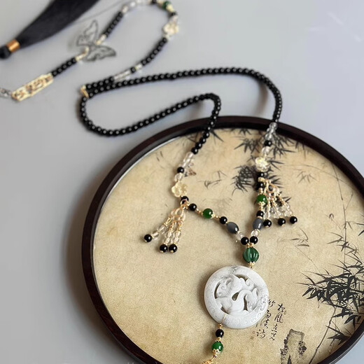 Xinshe Hanfu Jupe à cheval à cheval Dark Long Garland Soft Garland Pildories For Women New Chinese Style Red Chinese Festival Gift [Shenyin] Garland Collier avec Cloud Back