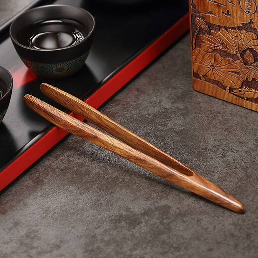 Jiutang Kungfu tea set accessories ebony solid wood tea ceremony Liujunzi tea single cylinder set tea making tools tea clip spoon needle set Huanghuali-lotus leaf fish carved square Liujunzi
