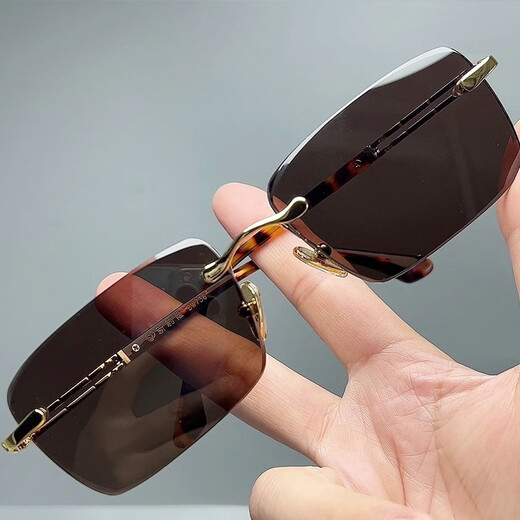 Steinspiegel echte Kristall Steingläser Kristall Sonnenbrille Sonnenbrille Fahrer Fahrspiegel Steinspiegel Super klar kühle Augen auffällige 736-Grau-Rahmengeschäft [60-40]