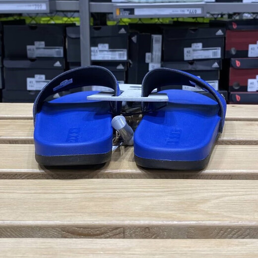 Adidas Slippers Chaussures pour femmes automne Nouvelle plage extérieure Sports de natation et sandales décontractées GV9713 BLUE 40,5 (250 mm)