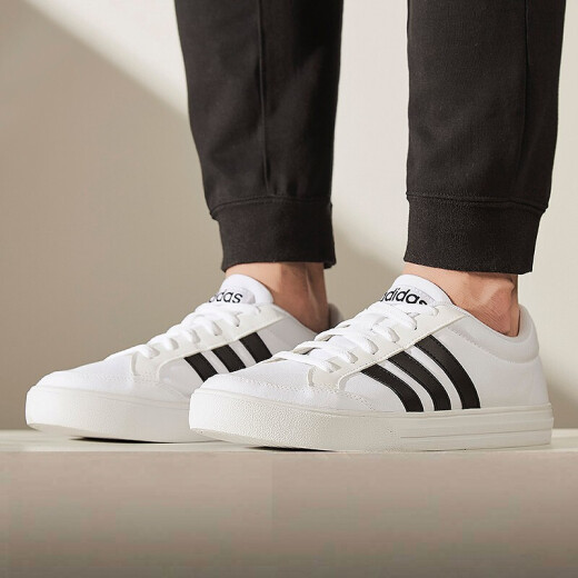 阿迪达斯 （adidas）新款三叶草男鞋秋冬冬季运动鞋轻便舒适透气复古时尚休闲鞋板 AW3889 42