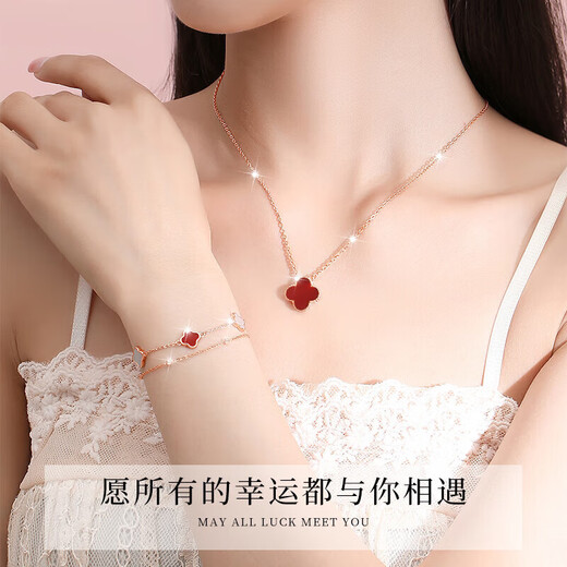 Giverze Luxus Vierblattklee Halskette für Mädchenheizenarmband für chinesisches Valentinstagsgeburtstagsgeschenk für Freundin und Frau Vierblättere Klee Red Achat Halskette Exquisite Geschenkbox
