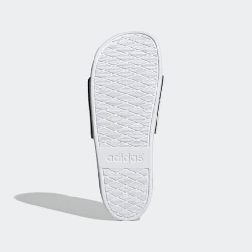 阿迪达斯（adidas）男女拖鞋沙滩鞋logo印花一字拖时尚户外春秋情侣GV9737 White M 11 / W 12