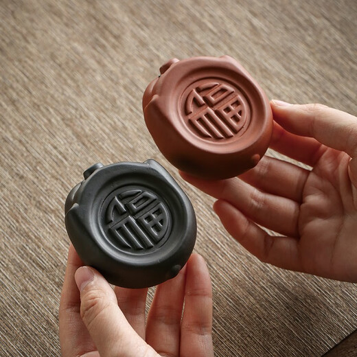 Yuxuan purple clay tea pet ornaments tea play tea art piggy coaster handmade can raise lucky pigs pot holder cover decoration small lucky pig coaster cover red mud