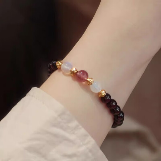 BOSFRU garnet crystal bracelet for women, strawberry crystal moonstone, gift for best friend or girlfriend, love token, jewelry gift, garnet bracelet, customized wristband, contact customer service