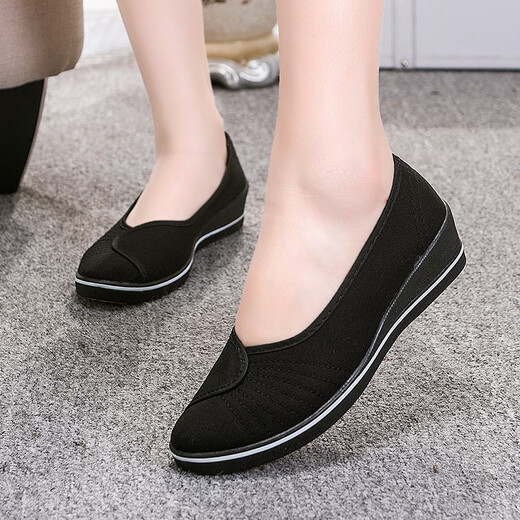 Gebiao nurse shoes women's white old Beijing cloth shoes wedge heel hospital beauty salon small white shoes tendon bottom work casual shoes white 37