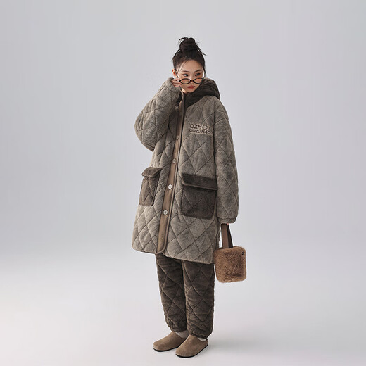 Kiss Mao warm velvet three-layer thickened couple quilted pajamas for women winter long men's suit home wear outer wear 8006 elegant gray men's XL