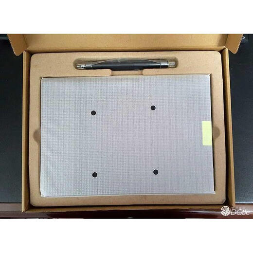 
WacomCTL-672 Digital Learning Board Medium Red and Black Edition Hand Drawn Drawing Electronic CTL-671 CTL-671 Brand New Board + Pen + Wire + Refill 21x14.7cm