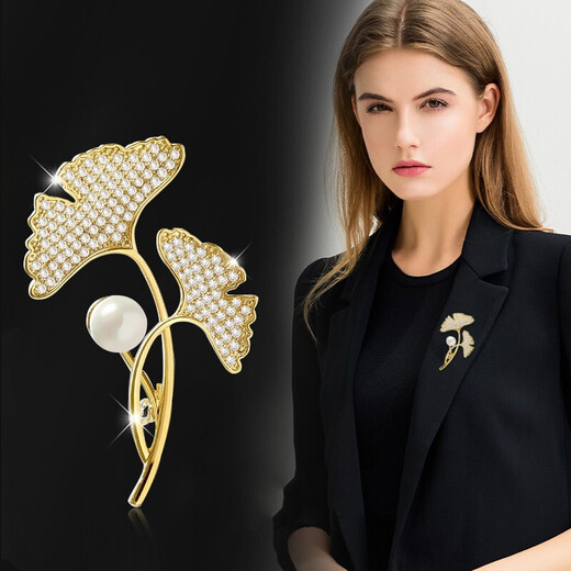 Gu Nai Brooch Women's High-end Sweater Chain Women's Long Pearl Necklace Women's Light Luxury Niche Pendant Birthday Gift for Women Practical T101 Selected Brooch Sweater Chain 3-piece Set