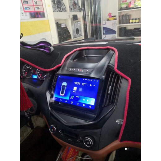 Zhuo Yonghang is suitable for 16-17 Geely King Kong Central Control Large Screen Android Smart Car Display Reversing Image Navigation WIFI Version 2G Storage () Official Standard