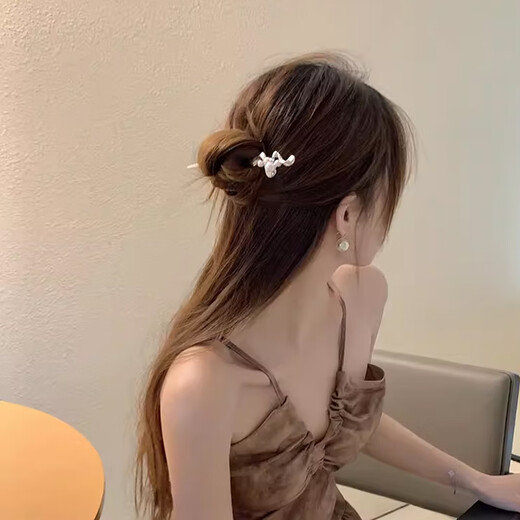 Su Shiliu's new Chinese-style pearl hairpin with cool feeling for women, high-end metal plate hairpin hair accessories, birthday gift for girlfriend and wife, cool-looking pearl hairpin + gift box