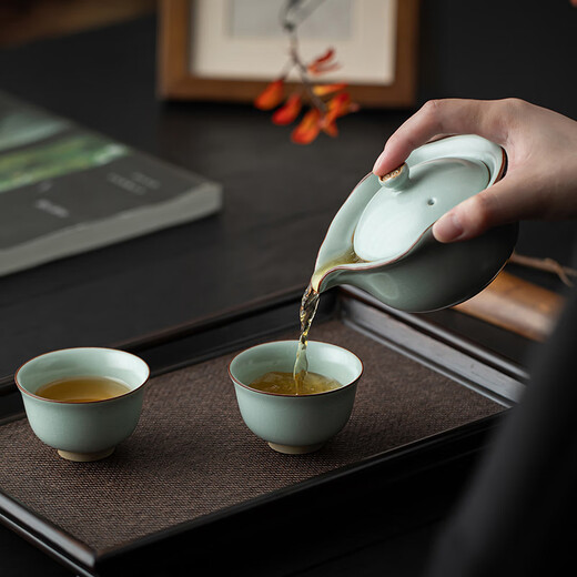 Song Yunru kiln tea set small set hand-held pot tea cup office tea one pot two cups gift box birthday gift souvenir Youran hand-held pot one pot two cups (gift box)