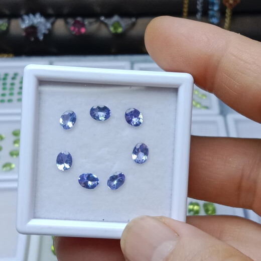 DRJEFUN's national stone tanzanite produced in Tanzania is natural unburned, pure and full of fire color 3*4 purple tone natural tanzanite