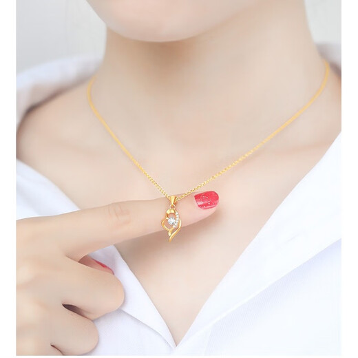 Fat Donglai's same style four-leaf clover plated 18k gold pendant necklace women's gold colored gold clavicle chain 2022 new lover four-leaf clover necklace