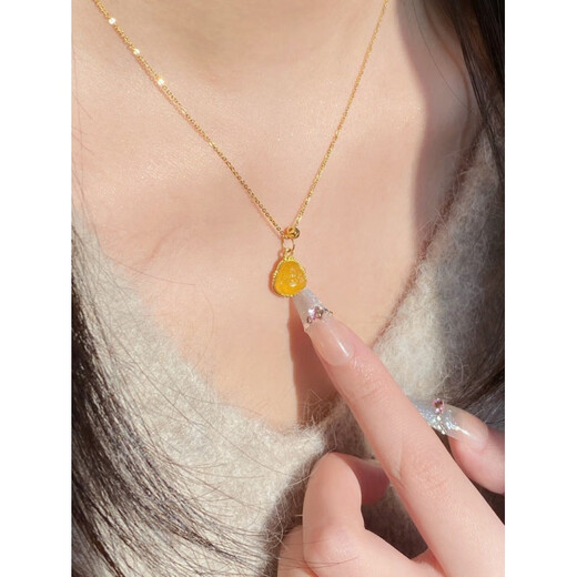 Tingyun natural amber Buddha necklace Maillard beeswax clavicle chain Maitreya Buddha smile pendant for men and women big belly Buddha Buddha necklace