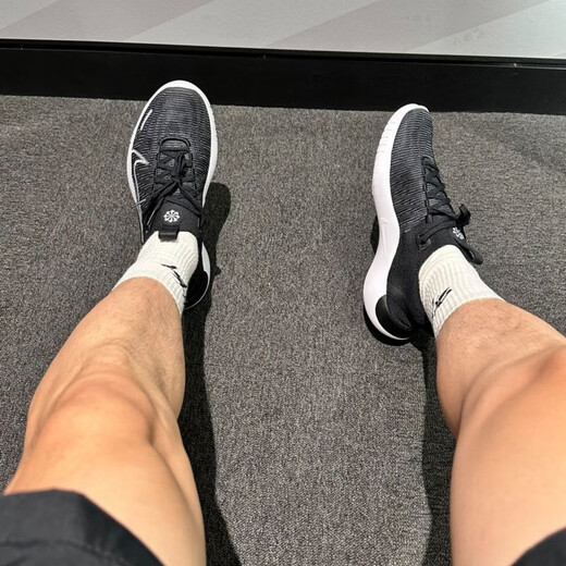 耐克（NIKE）运动鞋男鞋夏季新款FREE RN赤足跑步鞋缓震透气舒适休闲鞋 FB1276-002黑白 40.5