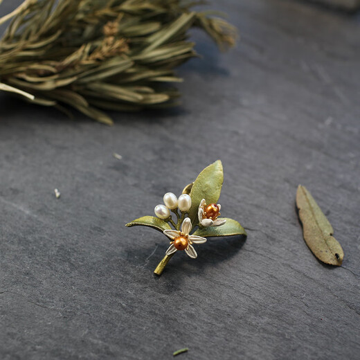 Michael Michaud Paris Versailles Museum Orange Blossom Pearl Brooch Fashionable and Exquisite High-end Boss Mentor Gift Orange Blossom Pearl Brooch