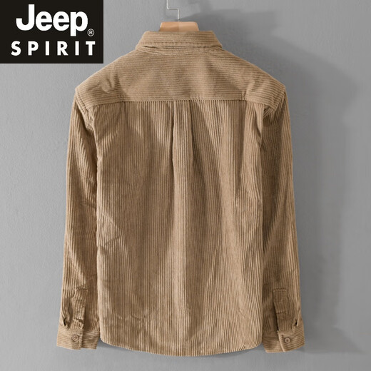 Jeep Spirit Spirit Spring de manga larga para hombres Camiseta de pana de gama alta y solapa de otoño Camiseta de alta gama de hombres de terciopelo rayado grueso de color rayado