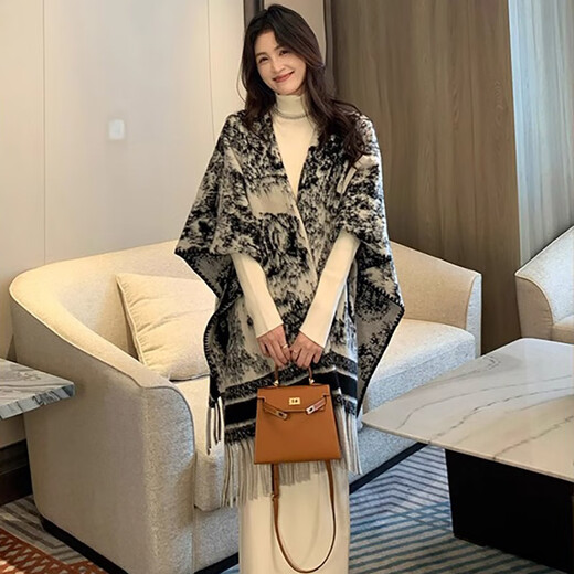 Yunna National Style Landscape Painting Shawl Travel Outdoor Cloak Cloak Blanket Thickened Warm Scarf for Women in Autumn and Winter Landscape Painting Shawl
