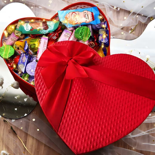 Xu Fuji Chiobi Sandwich au chocolat Mélange mélangé Médaille d'or Golden Heart Milk Chocolate Mardy Candy Candy Balk New Year's Snacks [Myled Chocolate Coart en forme de coeur Boîte 688G]