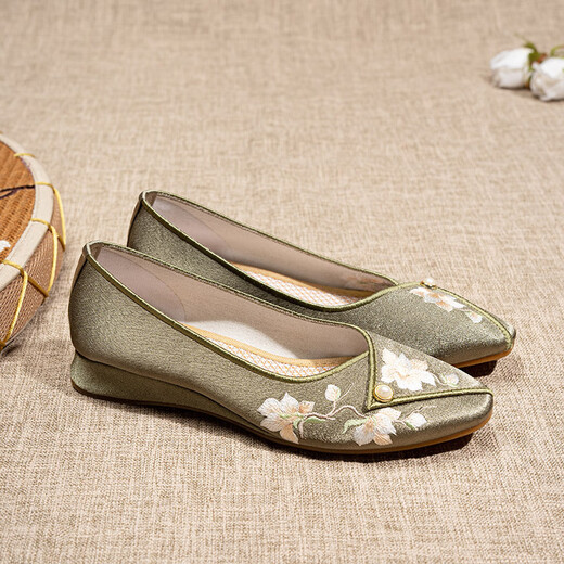 Yonghechun Contrôle confortable Chaussures brodées Chaussures de la mode élégante pour femmes