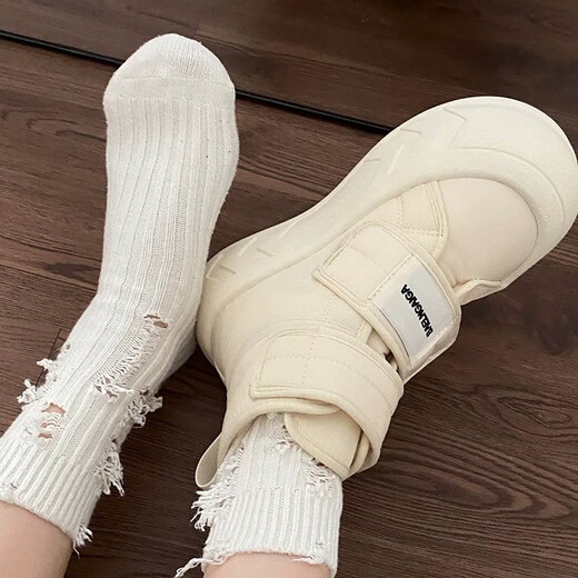 Fan Xiaoru Northeast Snow Boots Women's 2024 New Warm Cotton Shoes Plus Fleece Thickened Short Boots Soft Sole Bread Shoes Velcro White 38 (suitable for 37 feet)