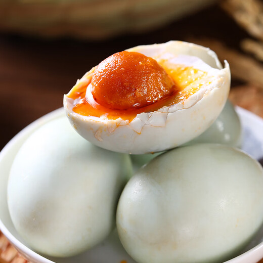 Shou Shan Weng five-spice salted duck eggs, vacuum packed and ready to eat, single piece 50-60g, 6 salted duck eggs Shou Shan Weng five-spice salted duck eggs, vacuum packed and ready to eat, single piece 50-60g, 6 salted duck eggs