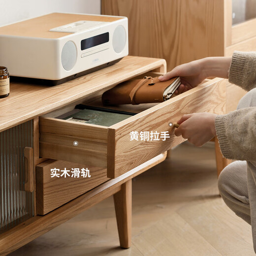 Genji Muyu solid wood TV cabinet modern living room oak household storage cabinet walnut color glass sliding door TV cabinet 2.0 meters