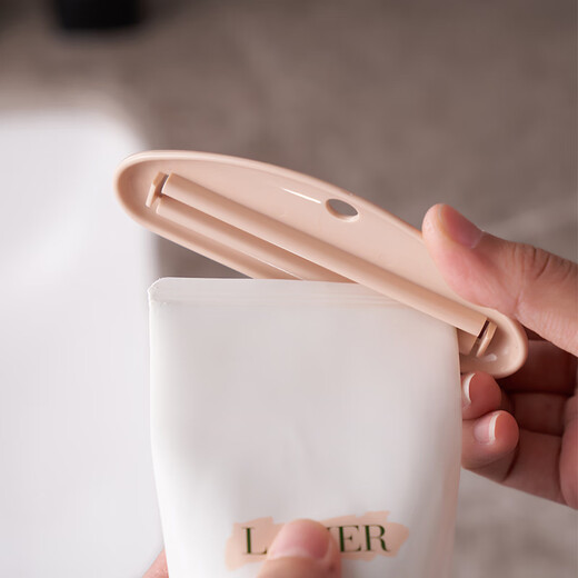 Clip de dentifrice Appareil clip de push créatif grand dentifrice japonais Squeezer lezy nettoyant pour le visage à la main crème à la main maison Nouvelles spécifications différentes spécifications 3 pièces Numéro d'article: 1283