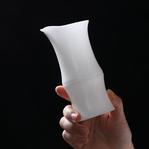 Su's ceramic wine set, ice jade porcelain, high-rise white wine glass set, one pot, four cups, housewarming gift