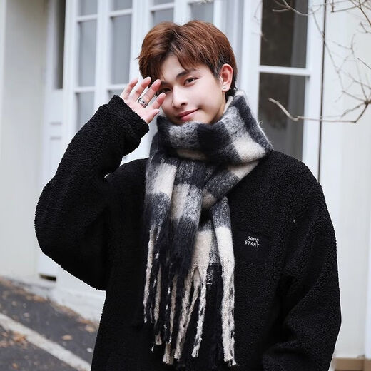 Jinglusi scarf men's winter 2024 new versatile black and white plaid shawl, warm and thick, gift for boyfriend trendy scarf black and white plaid (soft waxy mohair fringed scarf) non-shedding/atmosphere/trend versatile
