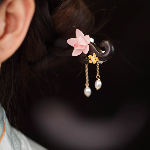 Red makeup flower hairpin for women, high-end Chinese style classical wooden hairpin, cheongsam accessories, updo hair ornaments, Christmas gifts, C1Y301 cherry blossom hairpin, 1-piece set